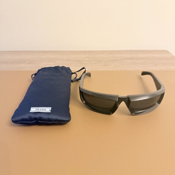 Prada Sunglasses - Picture 4 of 6